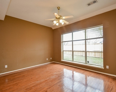 12811 Candace Court - Photo Thumbnail 14