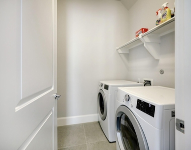 6103 Alexandra Grove Place - Photo Thumbnail 11