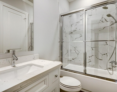 6103 Alexandra Grove Place - Photo Thumbnail 16