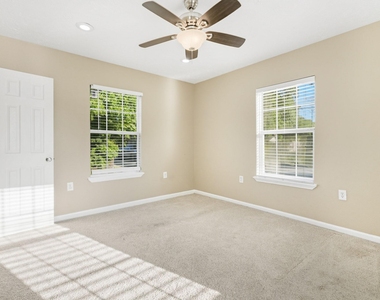 2102 N Galveston Avenue - Photo Thumbnail 12