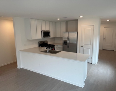 25292 Leather Leaf Court - Photo Thumbnail 10