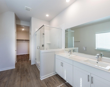 16007 Bishops Cap Way - Photo Thumbnail 4