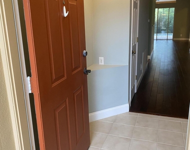 5314 Turnstone Court - Photo Thumbnail 7