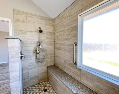 2526 Lake Dale Lane - Photo Thumbnail 23
