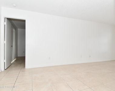 838 Gillen Avenue Nw - Photo Thumbnail 8