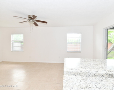 838 Gillen Avenue Nw - Photo Thumbnail 11