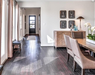 9310 Baradine Grove Lane - Photo Thumbnail 6