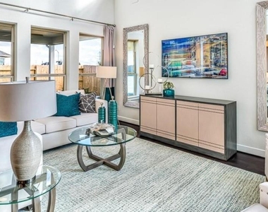9310 Baradine Grove Lane - Photo Thumbnail 4
