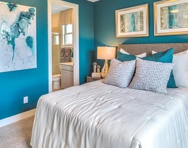 9310 Baradine Grove Lane - Photo Thumbnail 10