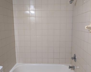 1648 Sunny Sunny Brook Lane Ne - Photo Thumbnail 9
