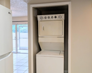 1648 Sunny Sunny Brook Lane Ne - Photo Thumbnail 5