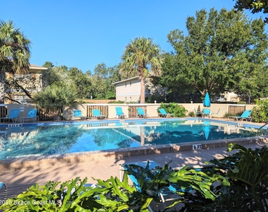 1648 Sunny Sunny Brook Lane Ne - Photo Thumbnail 12