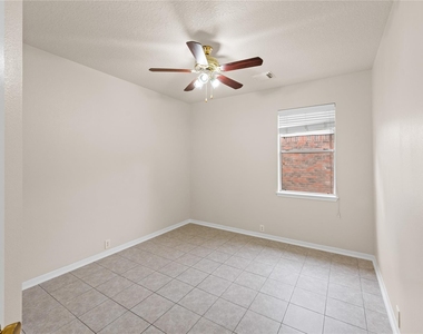3106 Birchleaf Drive - Photo Thumbnail 8