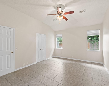 3106 Birchleaf Drive - Photo Thumbnail 5