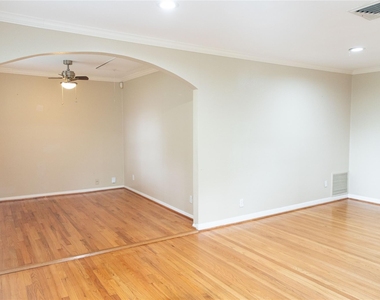 5564 Aspen Street - Photo Thumbnail 8