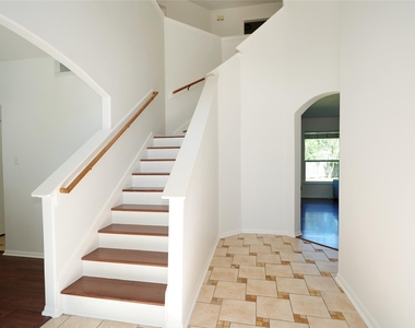 19202 Dickson Park Drive - Photo Thumbnail 2