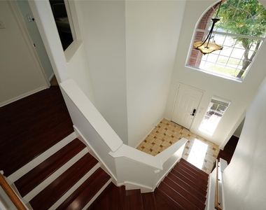 19202 Dickson Park Drive - Photo Thumbnail 7