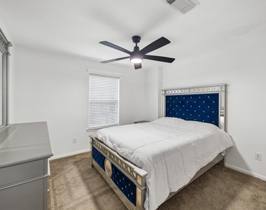 19202 Dickson Park Drive - Photo Thumbnail 6