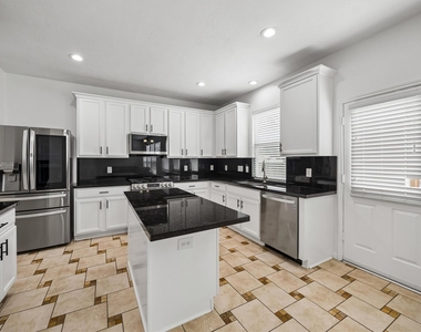 19202 Dickson Park Drive - Photo Thumbnail 2