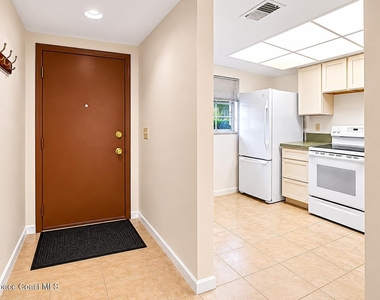 3118 Sir Hamilton Circle - Photo Thumbnail 3