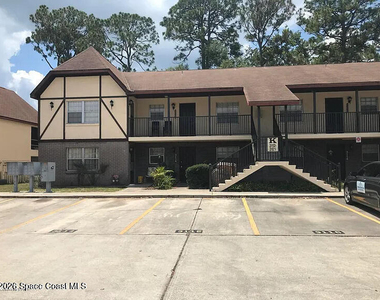3118 Sir Hamilton Circle - Photo Thumbnail 2