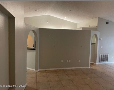 4030 Sheridan Avenue - Photo Thumbnail 12