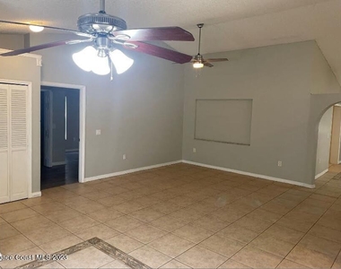 4030 Sheridan Avenue - Photo Thumbnail 11