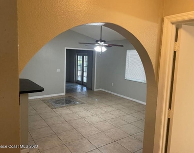 4030 Sheridan Avenue - Photo Thumbnail 8