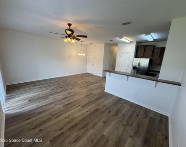 2700 Revolution Street - Photo Thumbnail 4