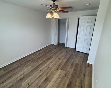 2700 Revolution Street - Photo Thumbnail 7