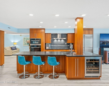 1805 Atlantic Street - Photo Thumbnail 13