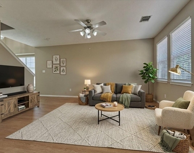 106 E Stedhill Loop - Photo Thumbnail 6