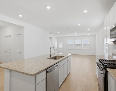 21835 Canyon Moon Lane - Photo Thumbnail 9