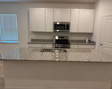 21835 Canyon Moon Lane - Photo Thumbnail 4