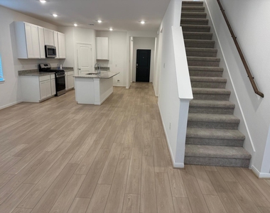 21835 Canyon Moon Lane - Photo Thumbnail 16