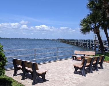 3220 River Villa Way - Photo Thumbnail 30