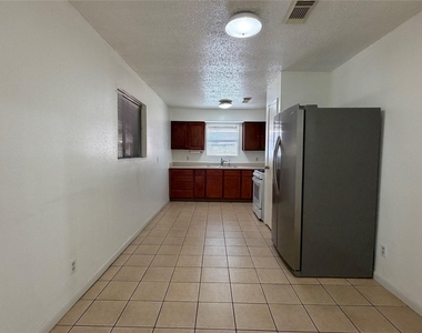8842 Barton Street - Photo Thumbnail 5
