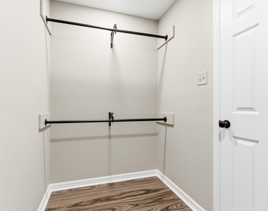 445 Longmeadow Street - Photo Thumbnail 32
