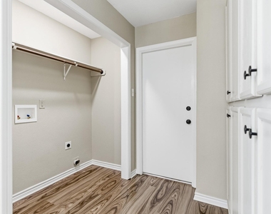 445 Longmeadow Street - Photo Thumbnail 16