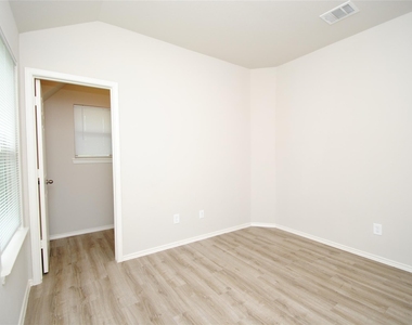 2006 Brixham Bluff Lane - Photo Thumbnail 13