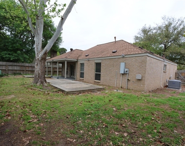 15911 Haven Hills Drive - Photo Thumbnail 14