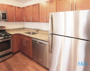 1 Bennett Avenue - Photo Thumbnail 5