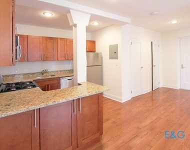 1 Bennett Avenue - Photo Thumbnail 4