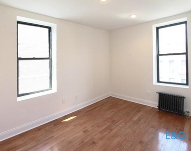 1 Bennett Avenue - Photo Thumbnail 11