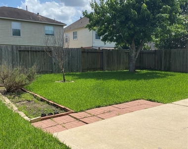 19439 Juniper Vale Circle - Photo Thumbnail 25
