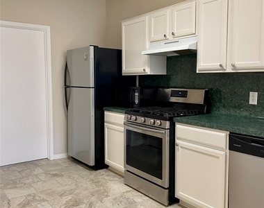 19439 Juniper Vale Circle - Photo Thumbnail 8