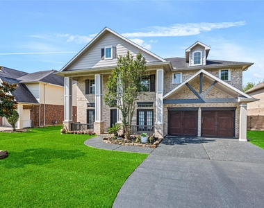 8127 Edenwood Drive - Photo Thumbnail 2