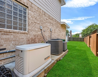 8127 Edenwood Drive - Photo Thumbnail 44