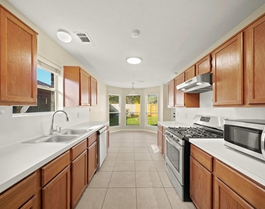 6355 Northland Drive - Photo Thumbnail 28