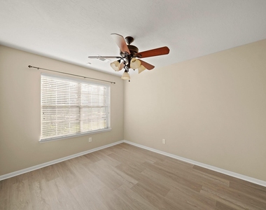 6355 Northland Drive - Photo Thumbnail 11